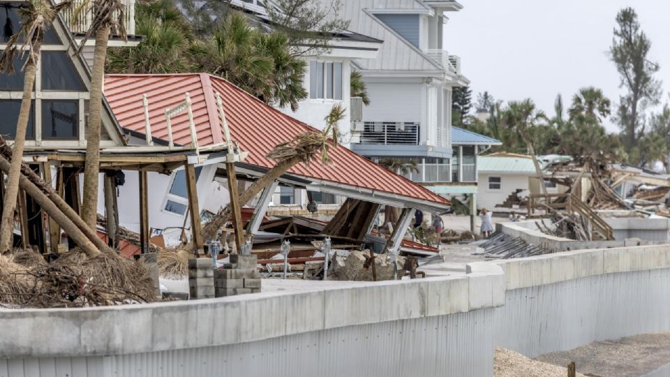 Sitio donde impactó el huracán Milton en Manasota Key, Florida.