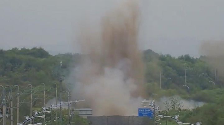Corea del Norte destruye carreteras que conectan con Corea del Sur
