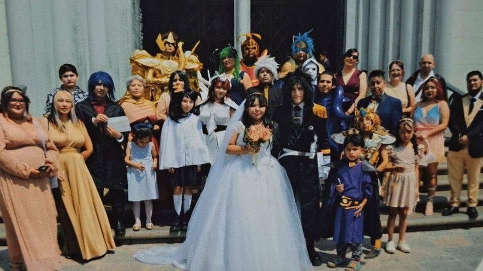 Boda con temática de Los Caballeros del Zodiaco en León | X / @ElMonjeMiroku