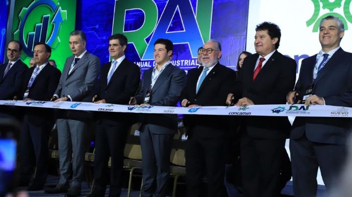Samuel García destaca poderío económico de NL durante Reunión Anual de Industriales