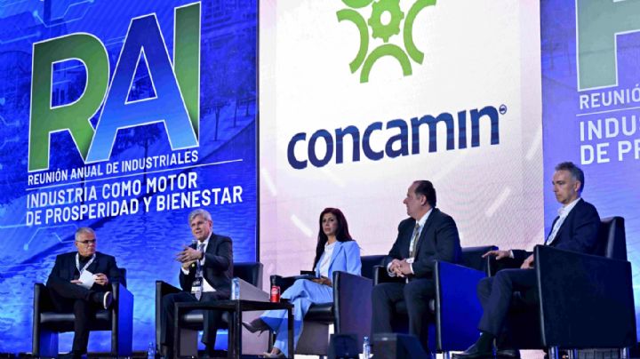 Expertos miran hacia el futuro y analizan los retos globales para la industria 4.0