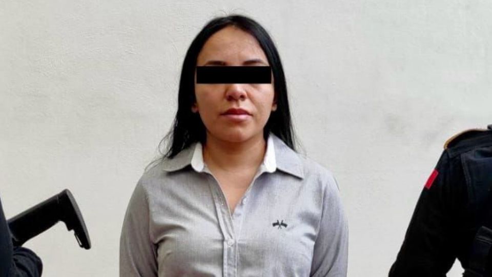 Mujer detenida por secuestro en Monterrey