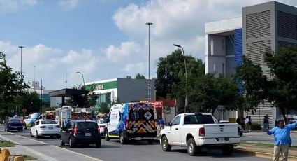 Muere adulto mayor mientras esperaba el camión al interior de la UANL