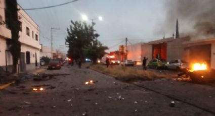 Explosión de 2 coches bomba deja 3 policías heridos en Guanajuato