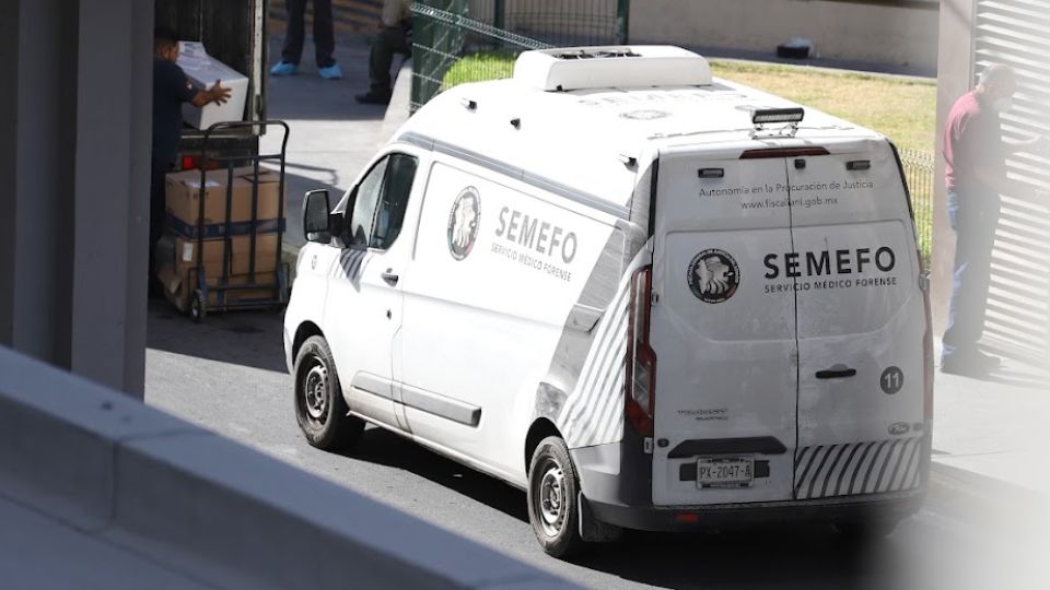 Unidad de la Semefo, encargada del levantamiento de cuerpos