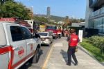 Desalojan a 12 personas en Plaza QIN por incendio en San Pedro