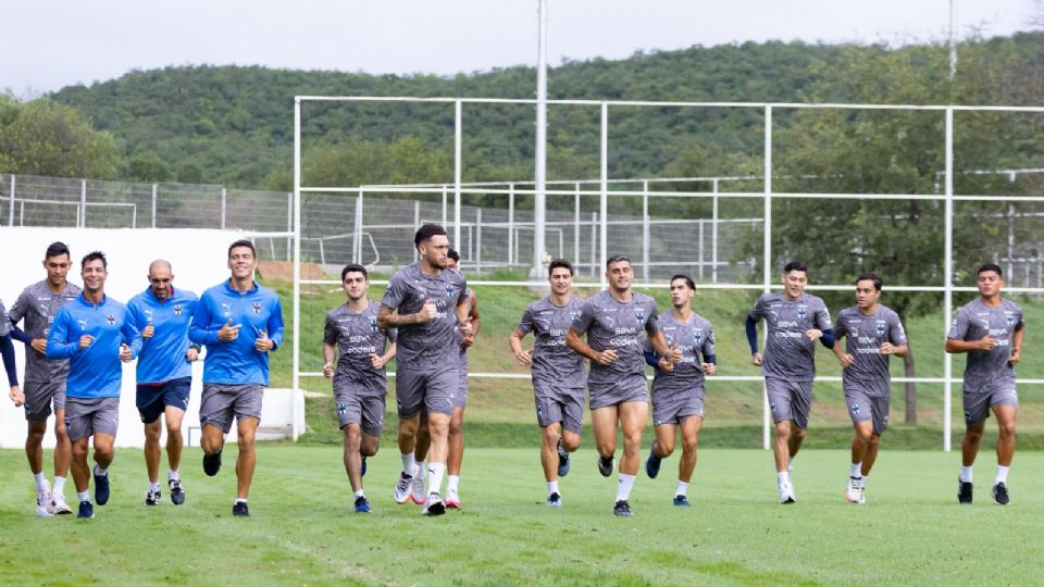 Rayados con plantel completo para visitar al América