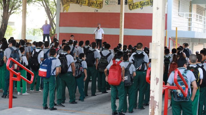 Estado atribuye riesgo de sobrecupo en escuelas a estudiantes migrantes