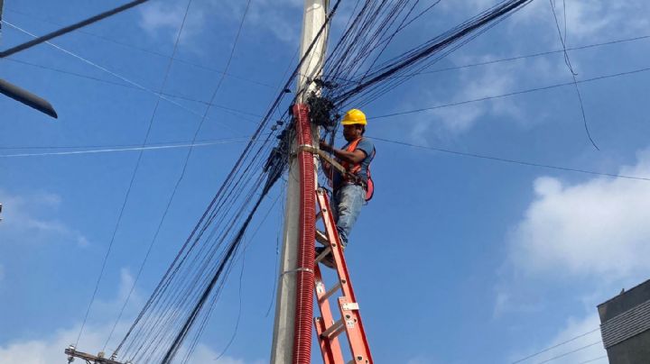 Arranca el retiro de cables en desuso en Monterrey