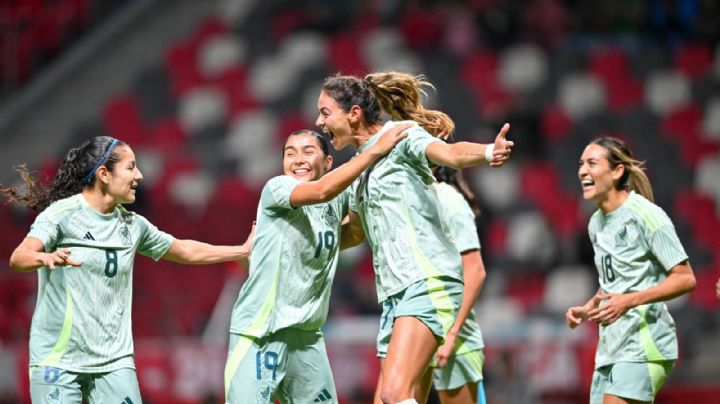 México golea a Tailandia; las 'regias', Burkenroad y Reyes logran marcar