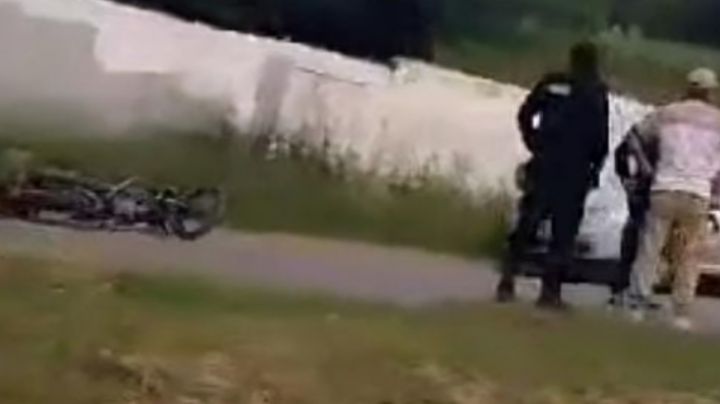 Motociclista muere al ser arrollado por una revolvedora de concreto en Juárez, NL