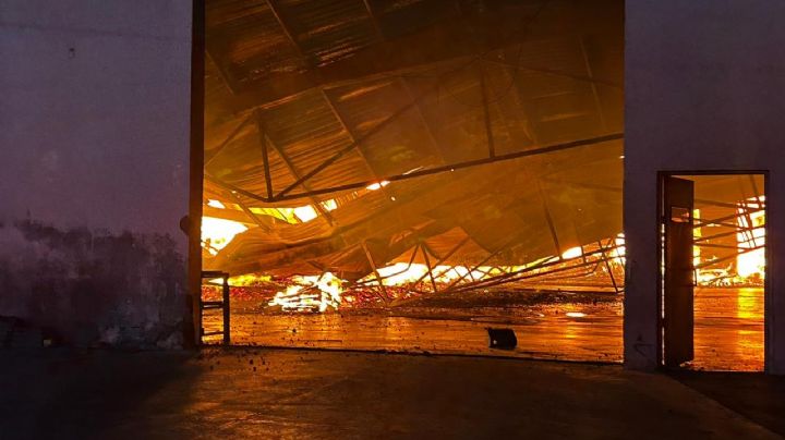 Se incendia bodega en Salinas Victoria