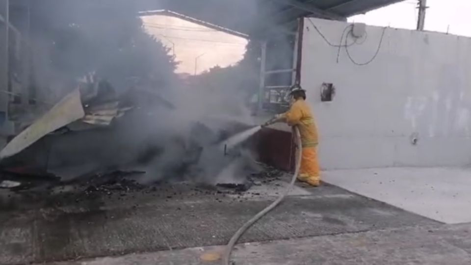 Incendio en escuela, en San Nicolás.