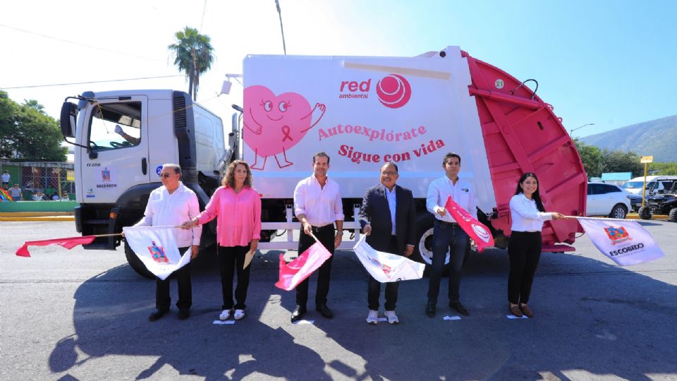 El arranque de campaña se celebró frente a Casa en Rosa, en el municipio de Escobedo.