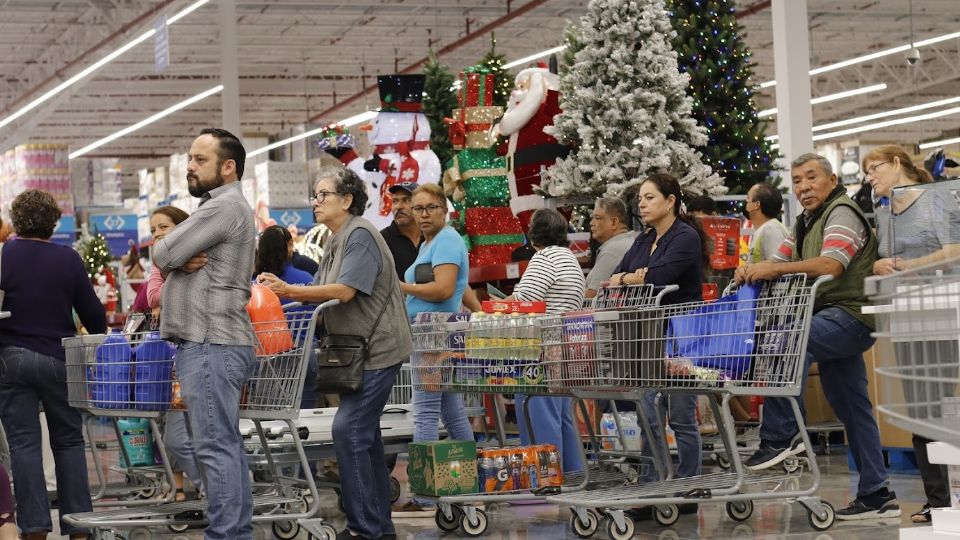 NYCE pide a los consumidores solo comprar adornos certificados.