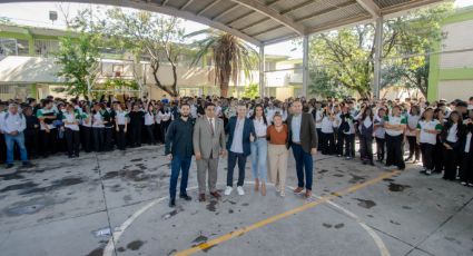 Regidores de MC reconocen a jóvenes talentos del Conalep San Nicolás