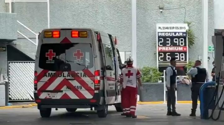 Policía dispara contra hombre que intentó quitarle el arma en Monterrey