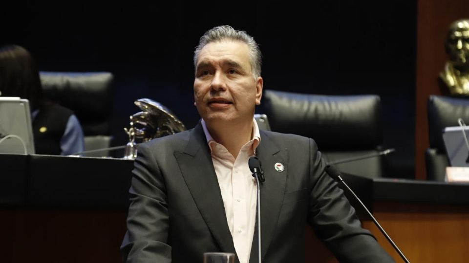 Senador de Nuevo León, Waldo Fernández.