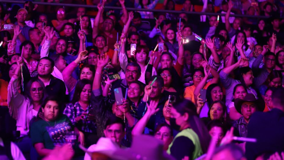 El evento concentró a un gran número de asistentes en la Arena Monterrey.