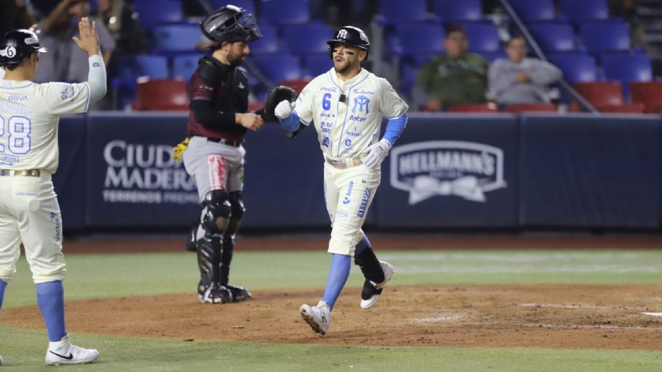 Sultanes se impone a Tomateros