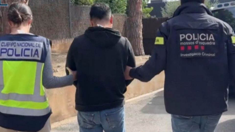 La Policía española detuvo en varias localidades de Barcelona a 14 presuntos miembros de un grupo narco vinculado al cártel de Sinaloa.