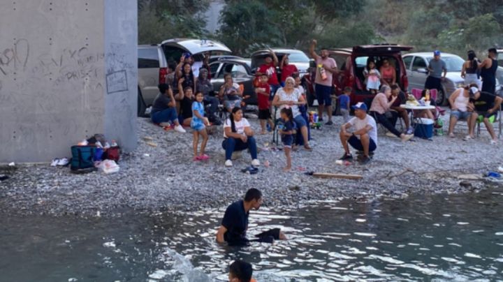Regios disfrutan del asueto con un buen chapuzón en La Huasteca