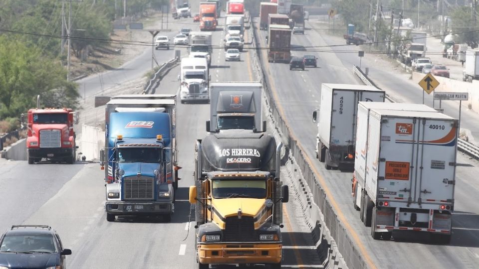 Anuncian la construcción de la Autopista Arco Norte de Monterrey.