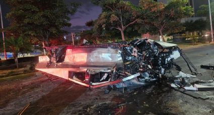 ¡Otra! En Guadalajara, Cybertruck choca y deja cuatro heridos | VIDEO