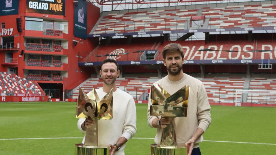 Piqué destaca la atmósfera intimidante del Nemesio Díez para los equipos visitantes.