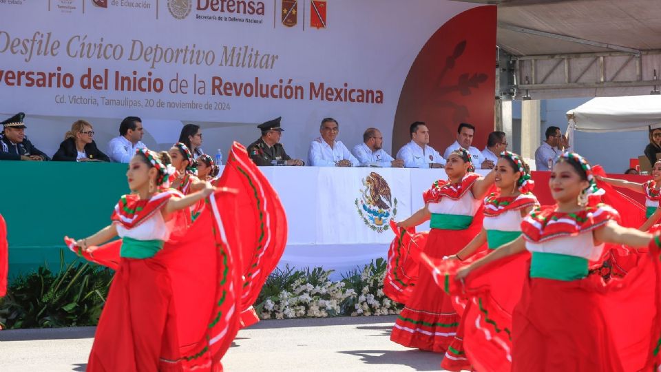 Desfile conmemorativo a los 114 Aniversario del Inicio de la Revolución Mexicana.