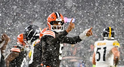 Cleveland Browns sorprenden a Pittsburgh Steelers en duelo invernal