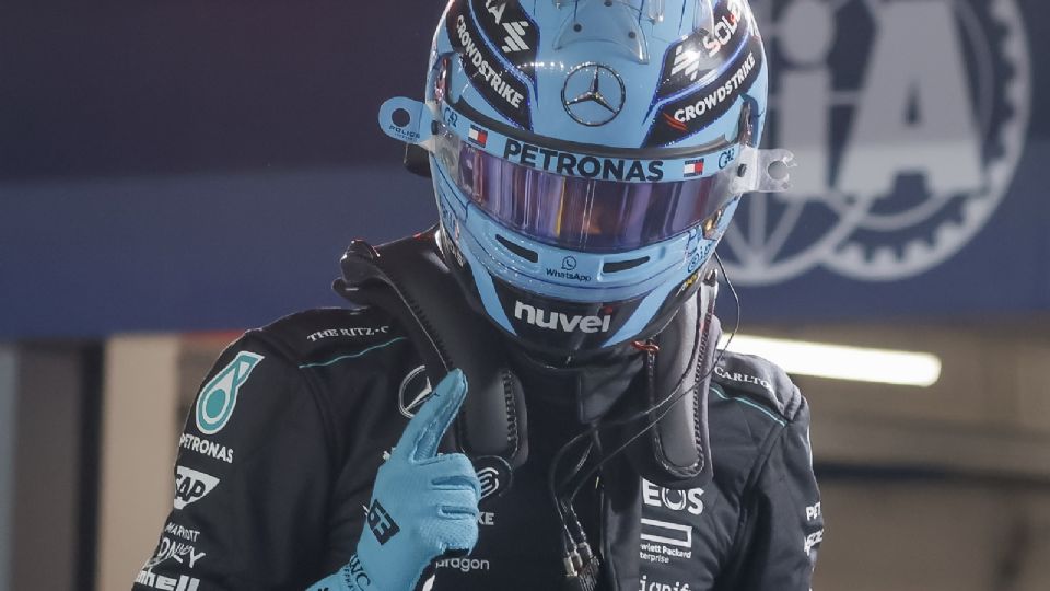 El británico de Mercedes demuestra una superioridad abrumadora y se lleva la pole position.