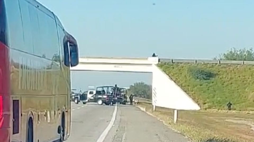 Cierran caseta de General Bravo por enfrentamiento entre Fuerza Civil y grupo armado