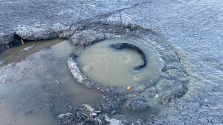 Denuncian que fuga de aguas negras tiene más de un año en Guadalupe