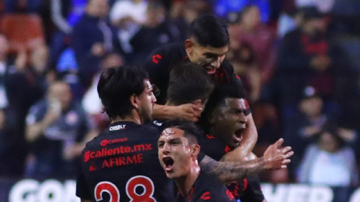 Xolos muerde a Cruz Azul y saca una amplia ventaja para la vuelta