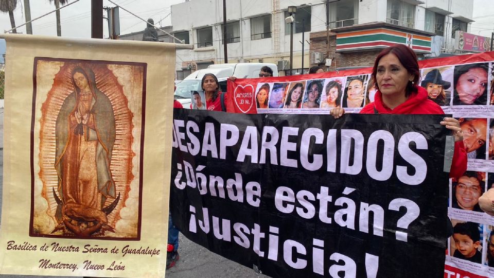 Peregrinación en conmemoración a familiares desaparecidos.