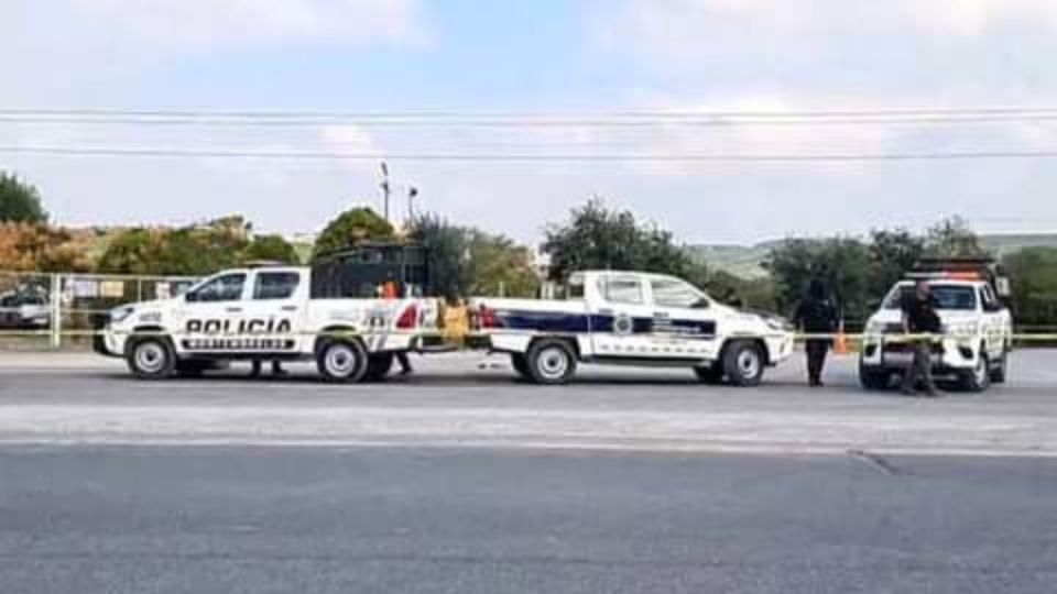 Elementos de la Policía de Montemorelos acordona la Carretera Nacional