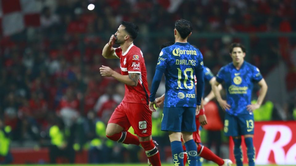 Paulinho brilla y Toluca humilla al América en la jornada 17