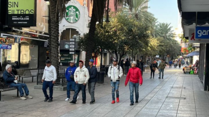 Regios inician diciembre con ropa invernal