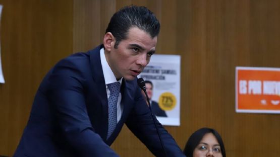 Mike Flores le da vuelo a su destape