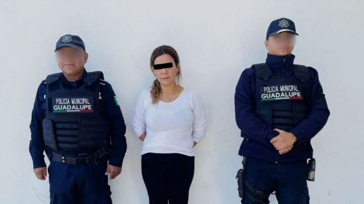 Detienen a mujer en Guadalupe; despertó a golpes a su esposo para pedirle dinero