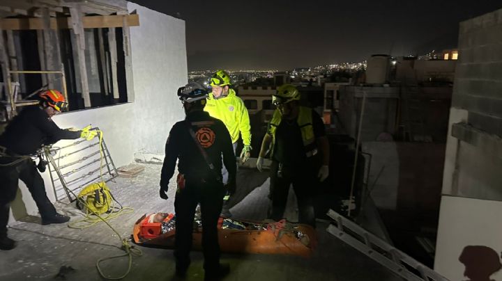 Hombre sufre quemaduras graves tras recibir descarga eléctrica en Santa Catarina