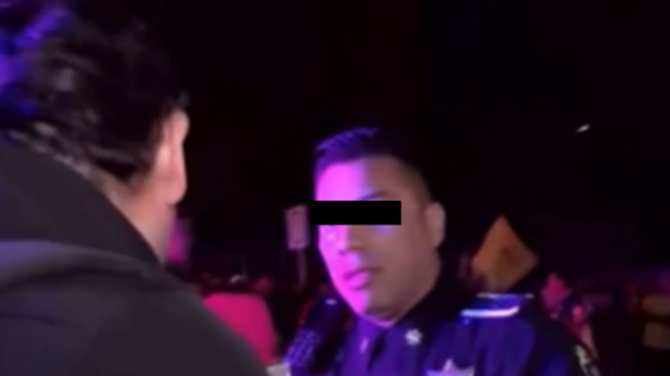La Policía Municipal de San Pedro replegó a los aficionados americanistas que se encontraban afuera del hotel de concentración de su equipo en Valle Oriente. Los periodistas corrieron misma suerte.