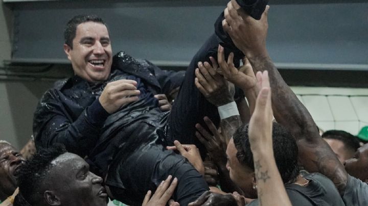 Efraín Juárez conquista su primer título como entrenador con Atlético Nacional