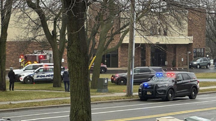 Tiroteo deja 3 personas muertas en escuela cristiana de Wisconsin