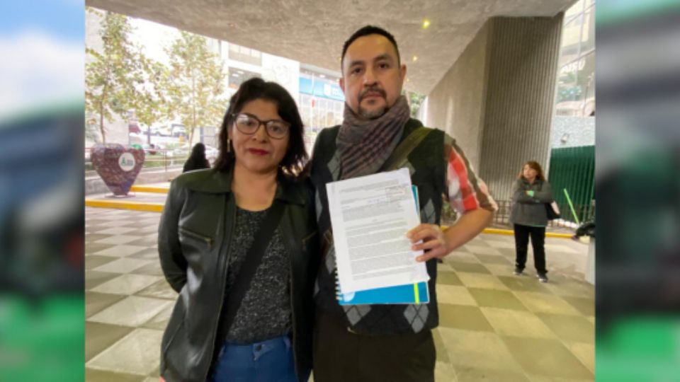 Elida Sandate y Raúl Bolaños, del colectivo “Ciudadanos Desconocidos”, participarán este martes en la clausura simbólica del Instituto de Movilidad y Accesibilidad de NL ante el posible nuevo aumento a la tarifa del transporte público.