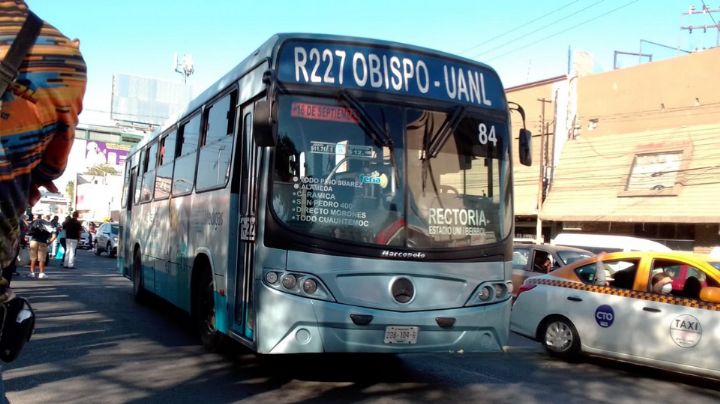 ¡Atención, estudiantes de UANL! Ruta 227 sube tarifa y cambia método de pago