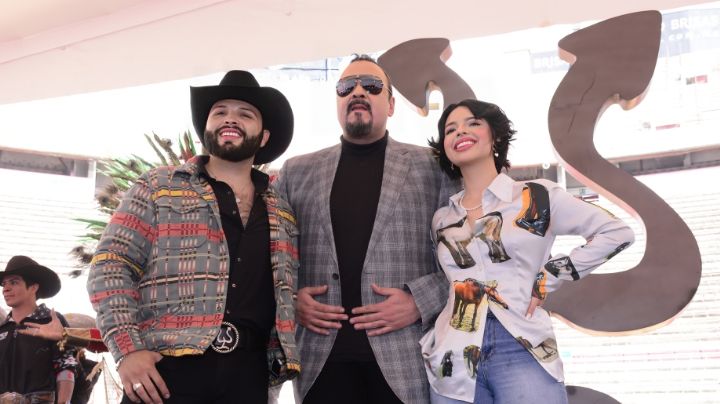 Pepe Aguilar y su familia crean agencia informativa para combatir las fake news