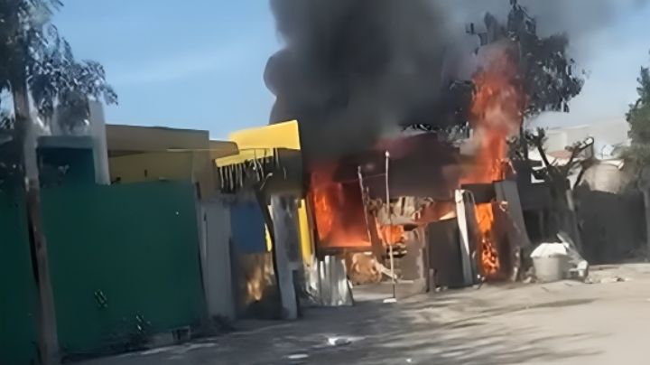 Muere mujer al quedar atrapada en incendio de su casa en El Carmen, NL
