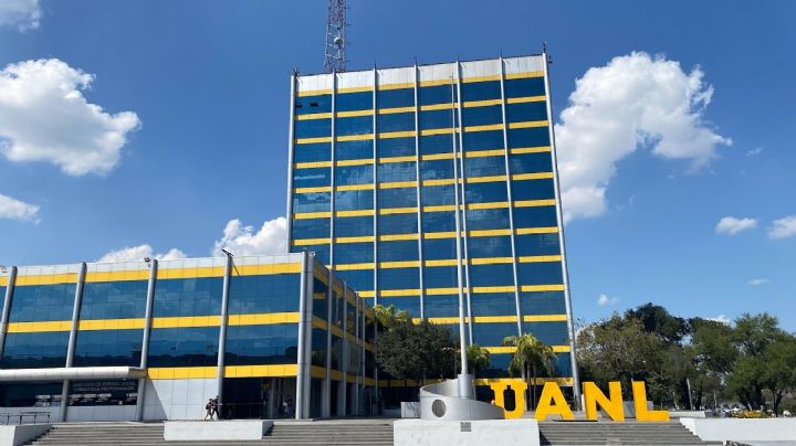 Reúne UANL a expertos en economía y negocios